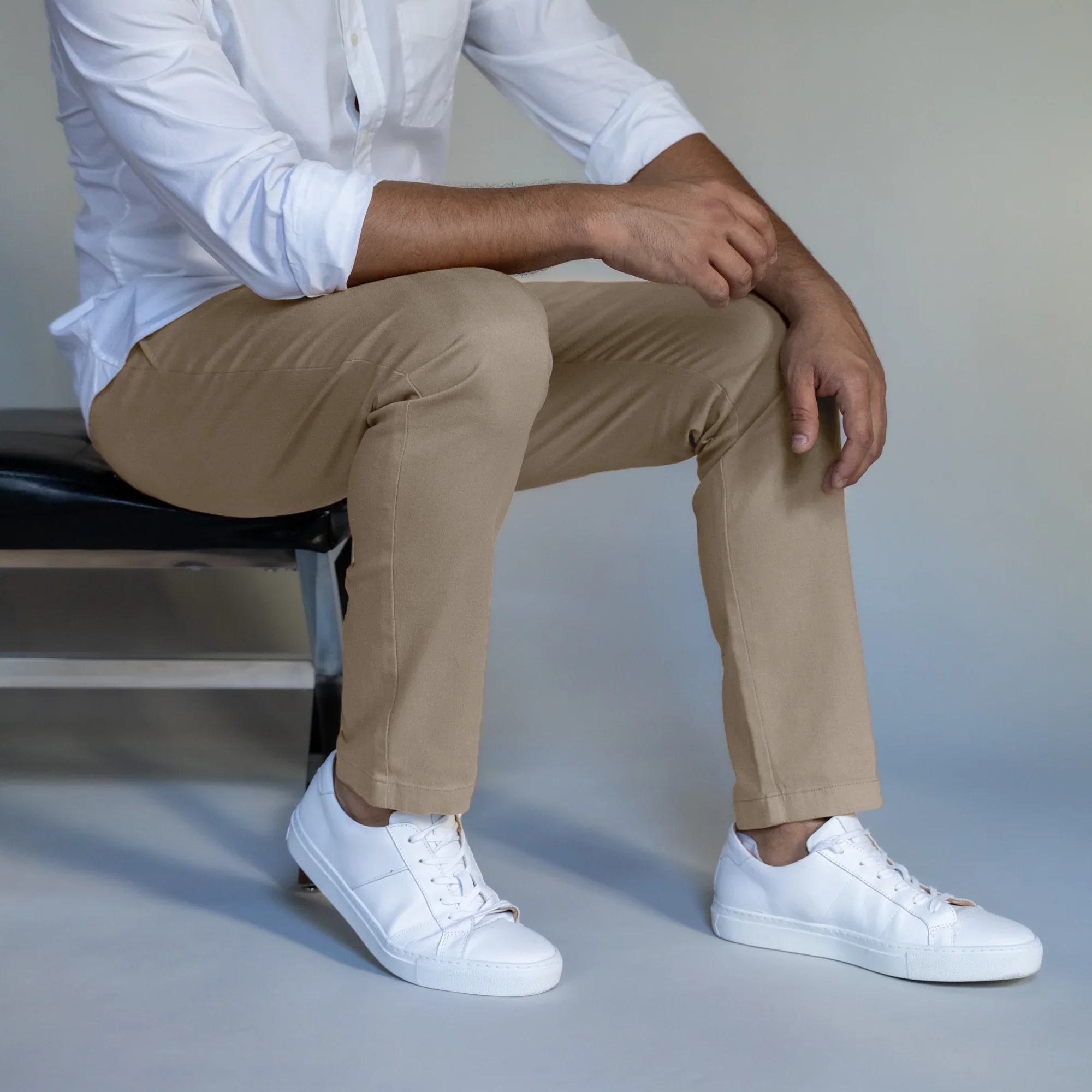 Stretch Chinos Standard Fit - Khaki - Image 4