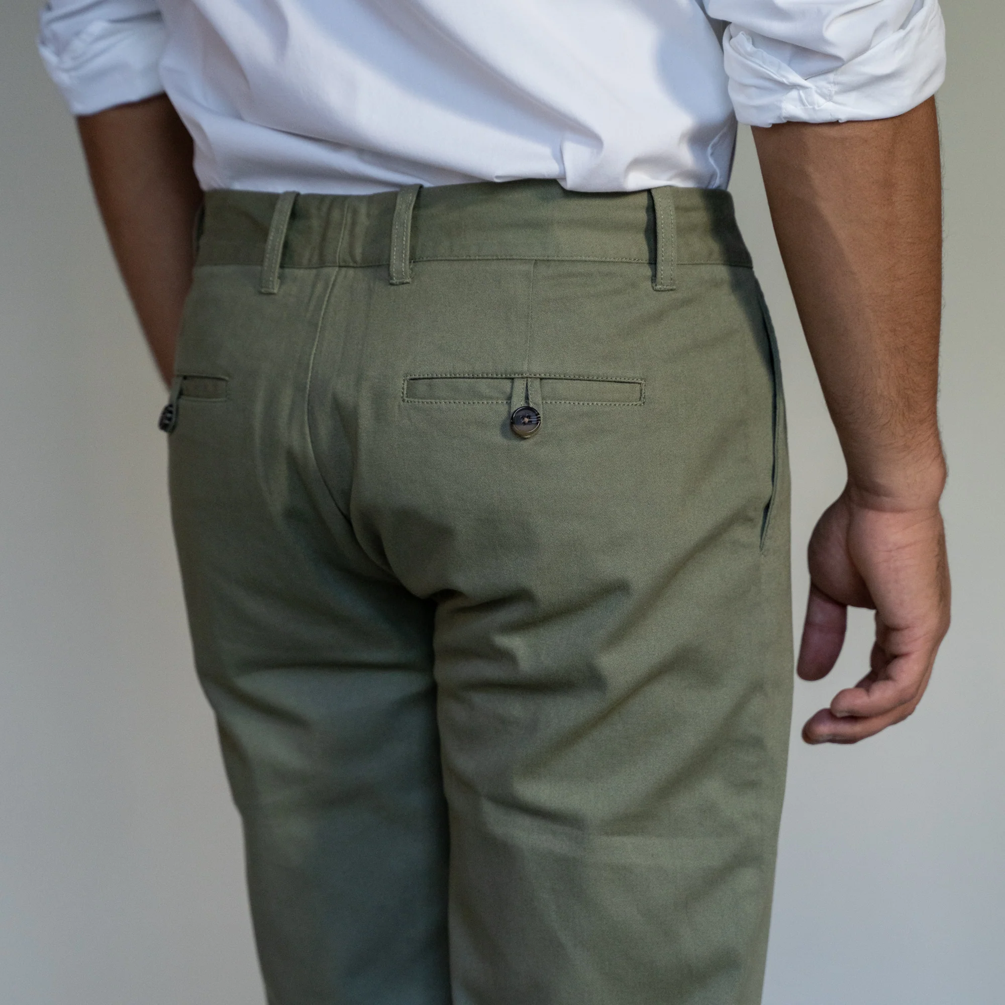 Stretch Chinos Standard Fit - Olive - Image 2